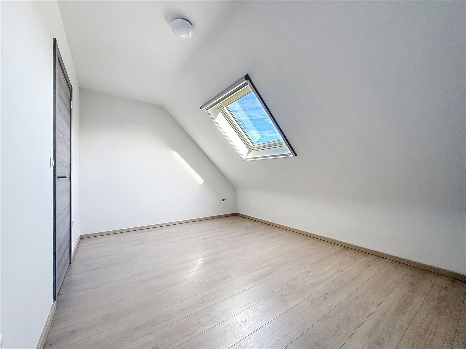 Mooi duplex app, 2 slpks, terrassen en parking foto 26