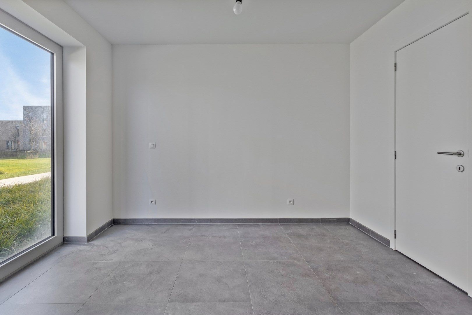 Recent appartement met 1 slpk en gezellig tuintje op wandelafstand van het centrum !  foto 12