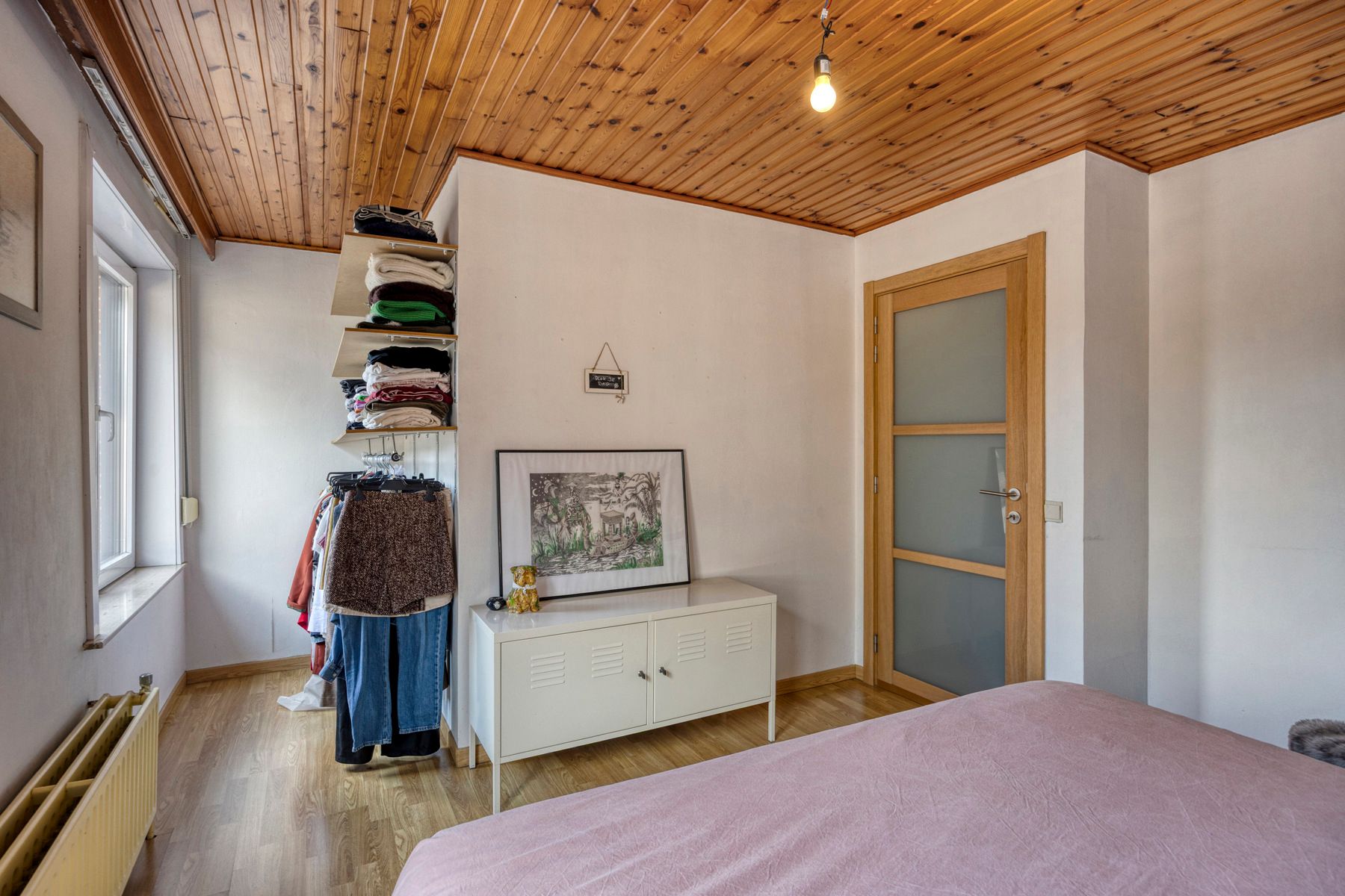 Instapklare woning met veel lichtinval in hartje Zele foto 11