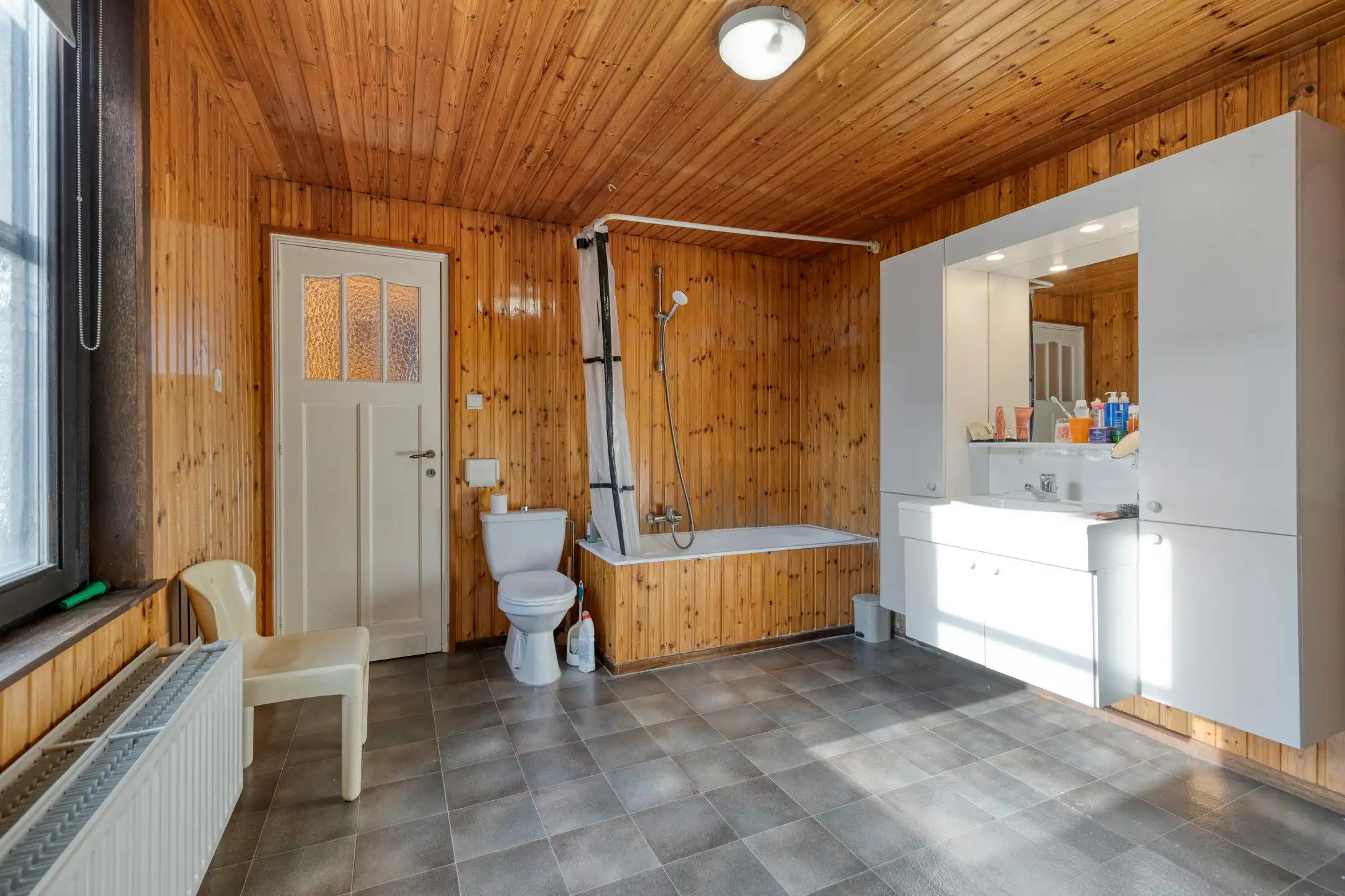 Zeer ruime woning (282m²) met EPC C te Roeselare  foto 13