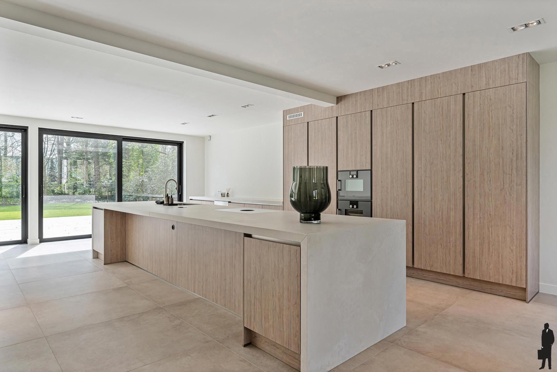 Gerenoveerde villa (ca. 3.628 m²) in een doodlopende straat! foto 7