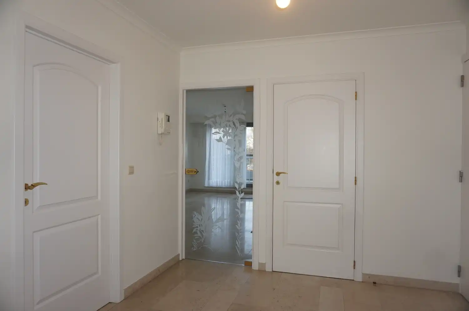 Instapklaar appartement met 2 slaapkamers, terras en dubbele ondergrondse garage – Solferinostraat 4, Paal foto 9