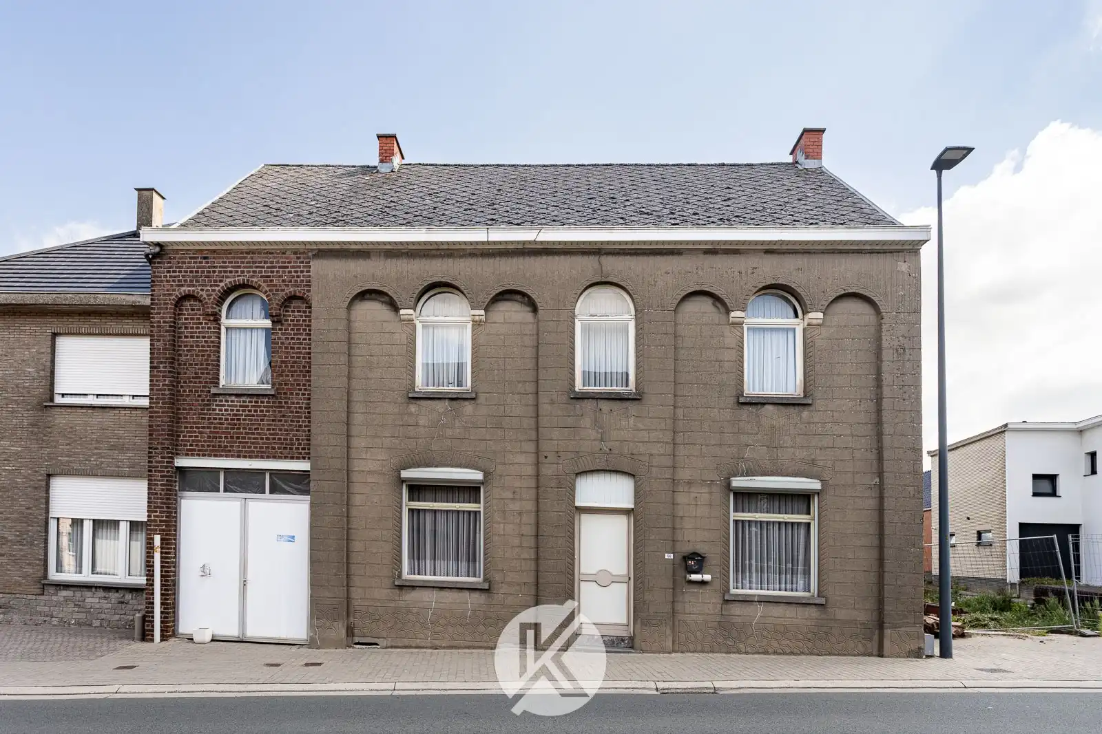 Te renoveren woning met groot volume foto 20