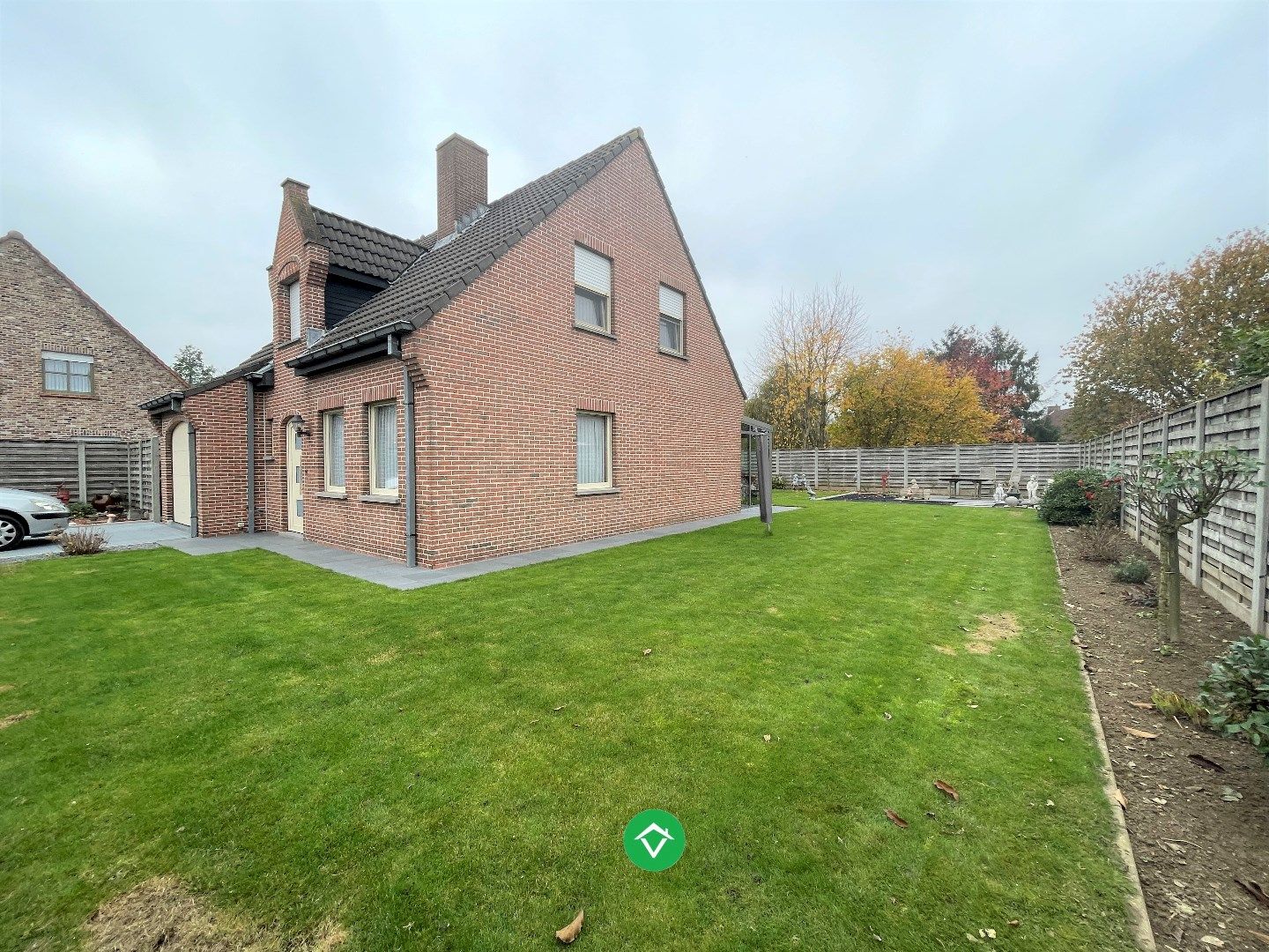 Ruime alleenstaande woning met 3 slaapkamers, tuin en garage te Roeselare foto 19