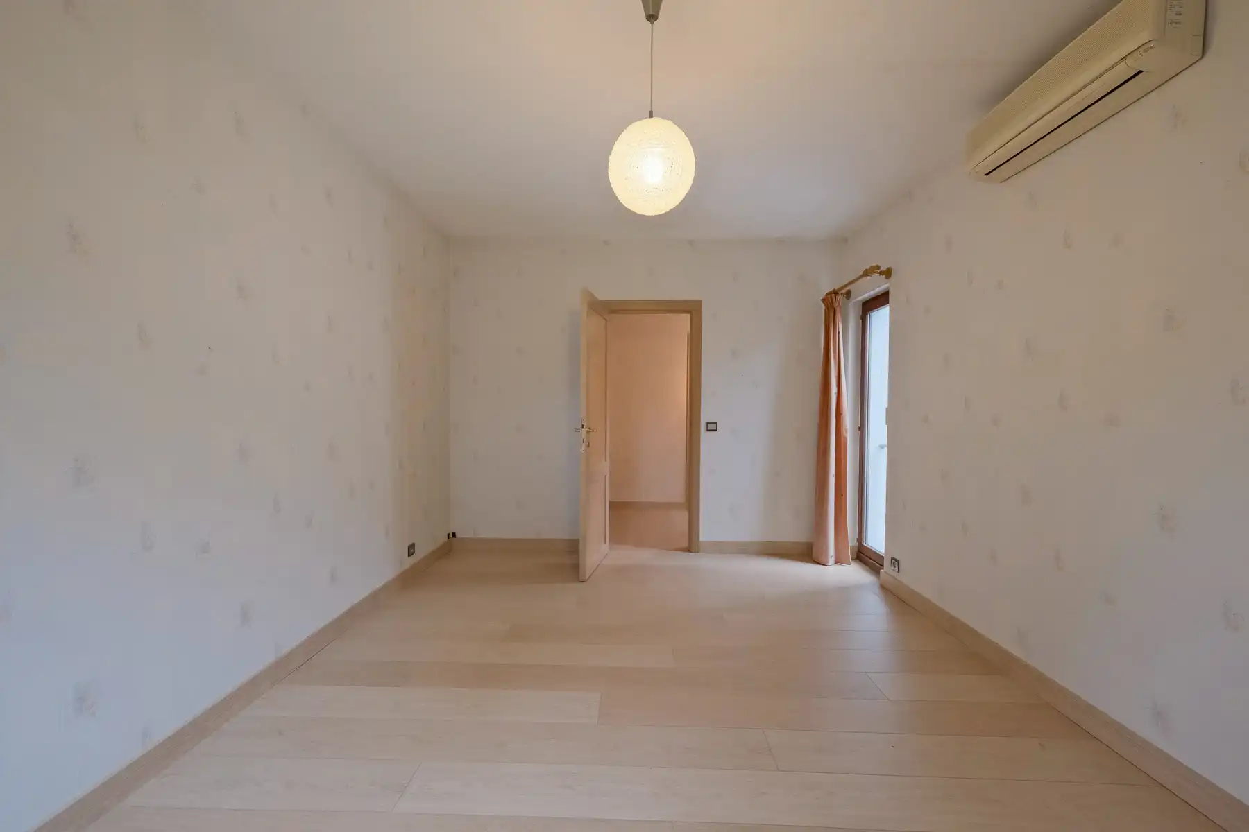 Huis te koop foto 16