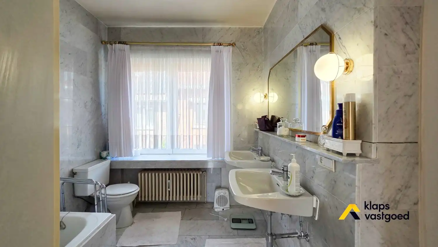 Appartement met 4 slaapkamers en meer dan 200m² bewoonbare oppervlakte op toplocatie in Bree centrum foto 21