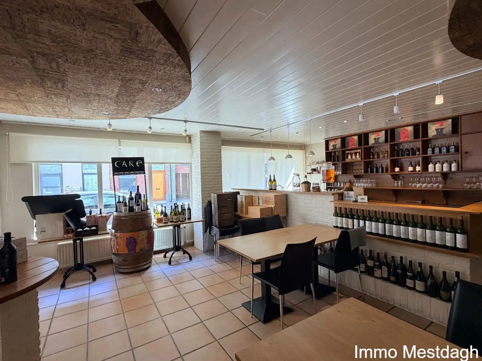 Uitstekend gelegen handelsgelijkvloers met maximale visibiliteit in het centrum van Diest foto 3
