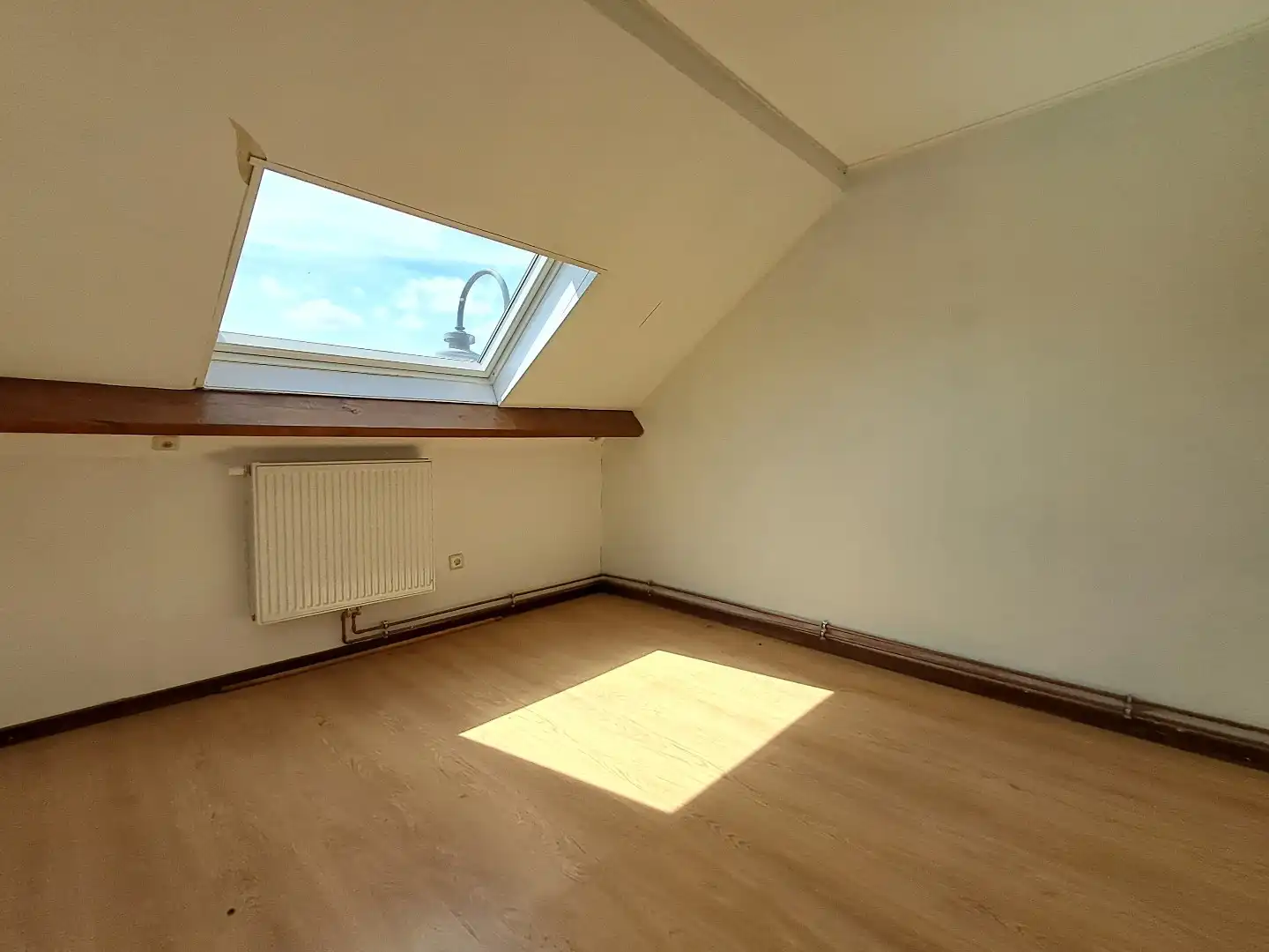Ruime halfopen woning met polyvalente ruimte te Sijsele foto 21