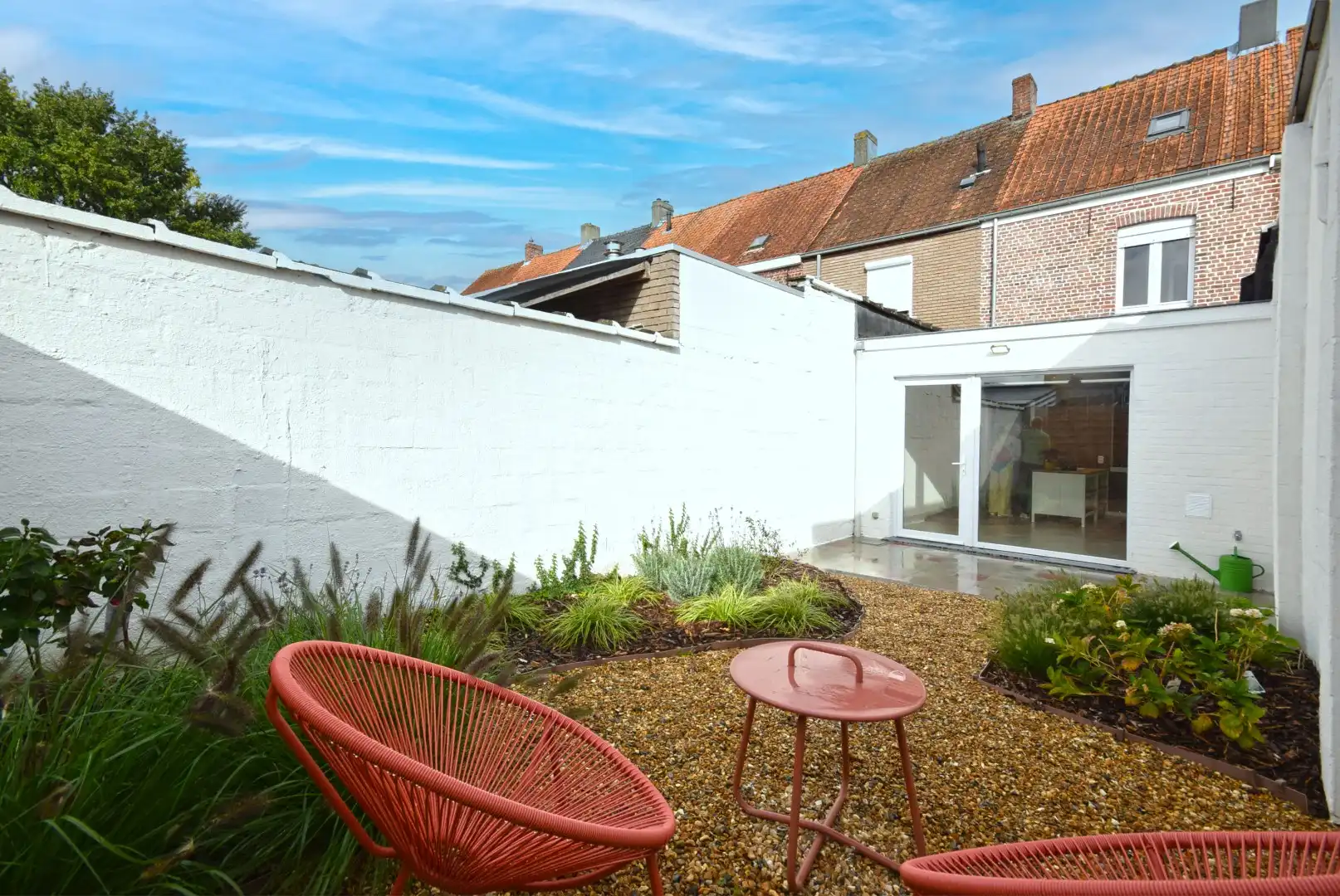 Instapklare rijwoning te koop in Roeselare – rustig gelegen nabij centrum en park foto 2