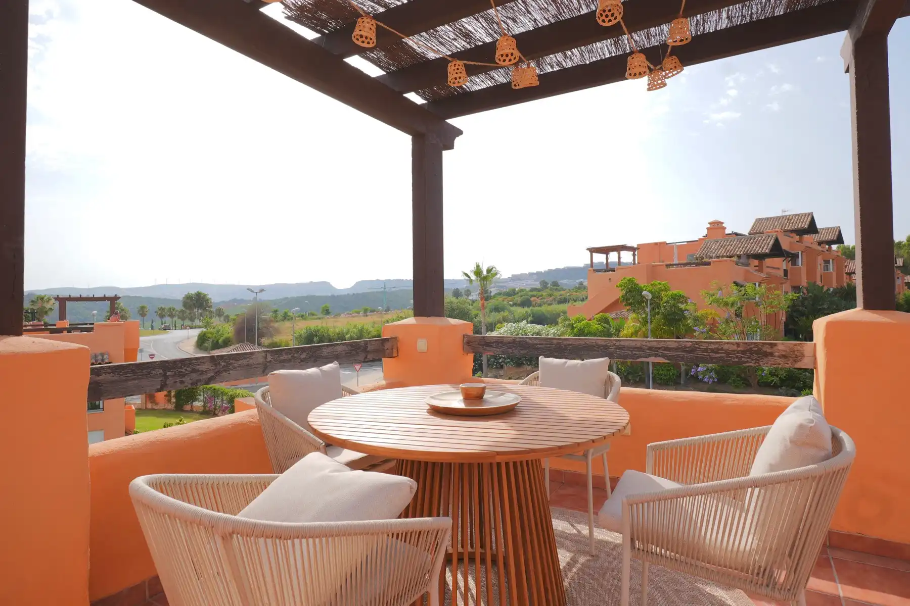 Bemeubeld appartement met parking en berging - uniek aanbod!  foto 16