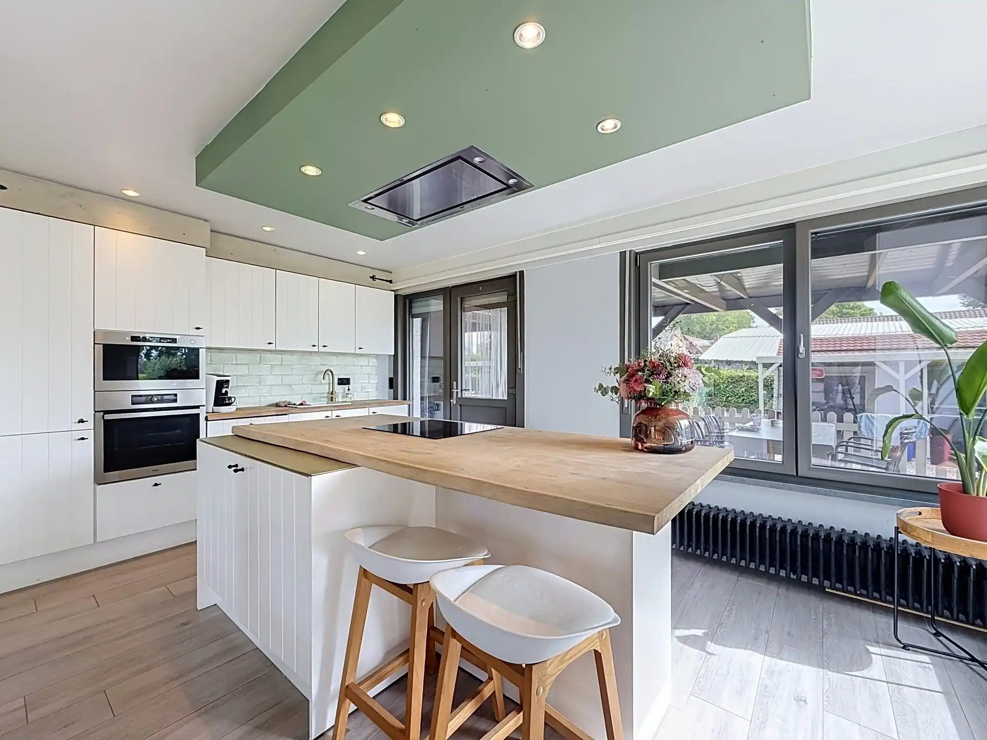 Prachtige bungalow met rust, ruimte en groen op een prachtig perceel van 4.000 m² in Temse (Velle) foto 8