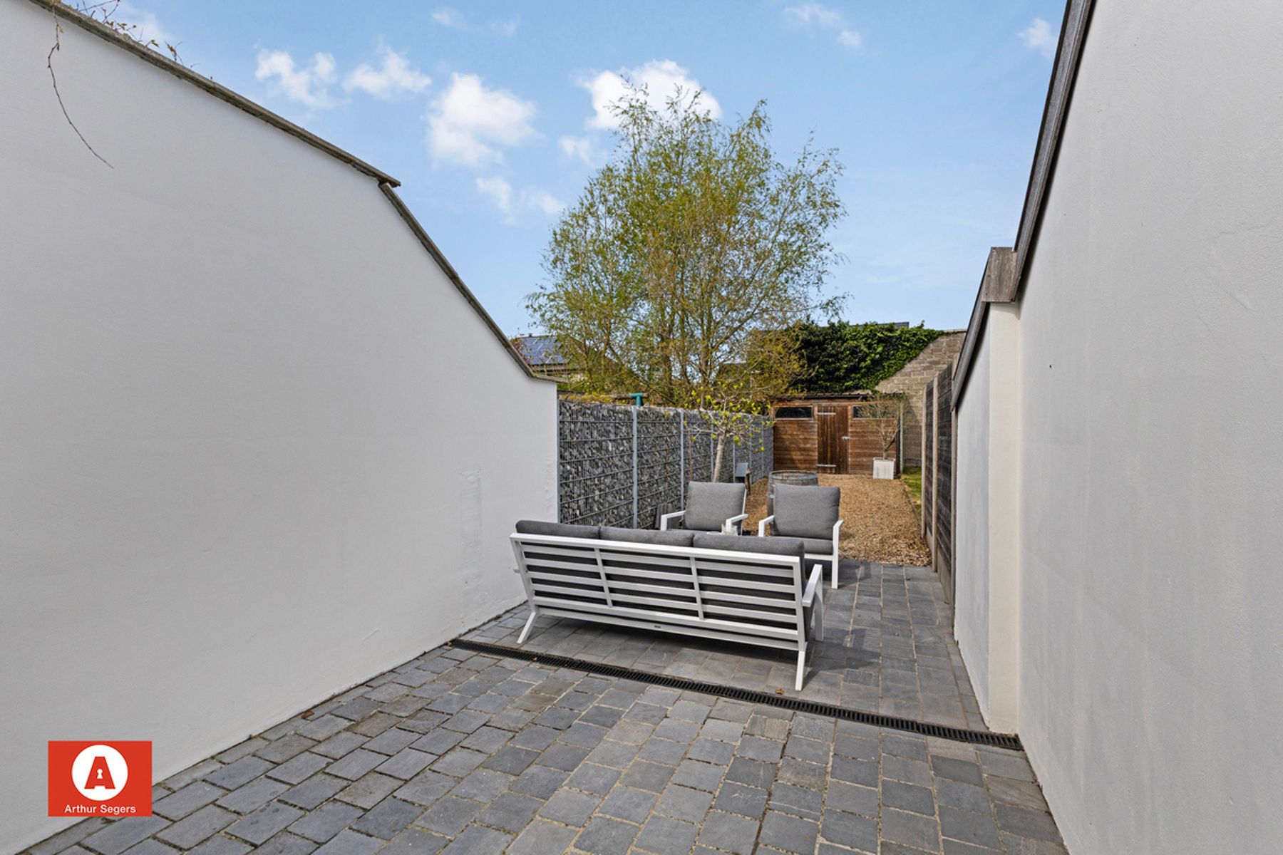 Instapklare rijwoning met 3 slaapkamers en charmante tuin foto 18