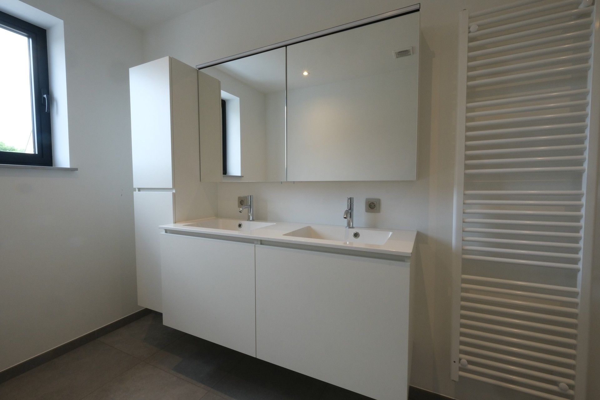 Nieuwbouw appartement op de eerste verdieping met luxueuze afwerking in Riemst. foto 15