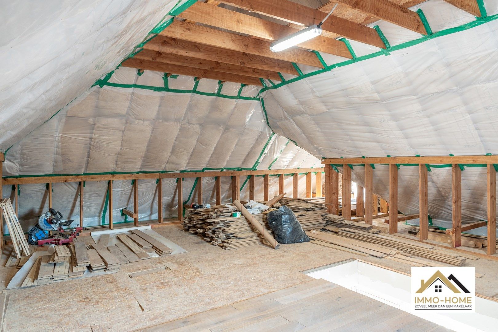 Recent gerenoveerde woning met magazijn en atelier-ruimte  foto 18