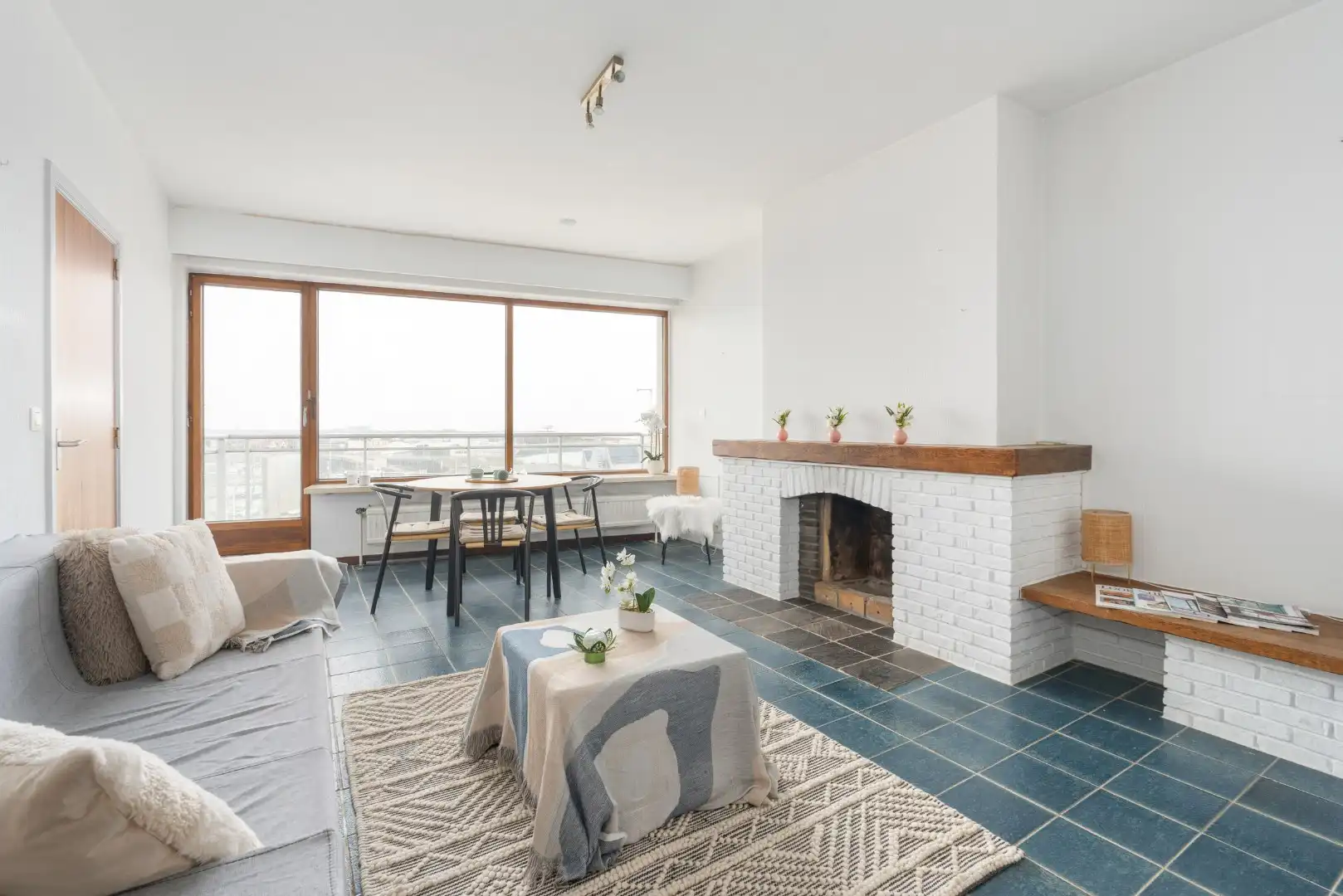 Op te frissen appartement met adembenemend uitzicht te Blankenberge – unieke topligging aan de jachthaven. foto 4