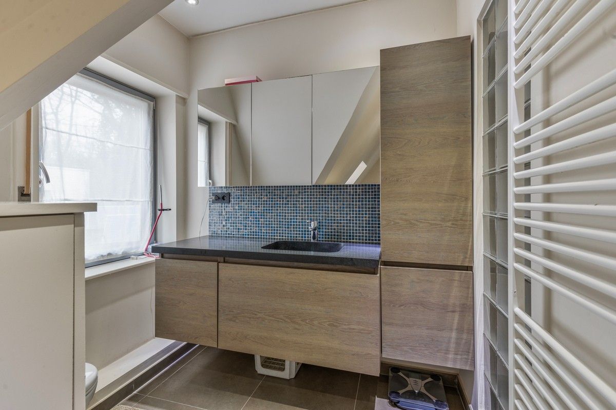 MAGAZIJN/APPARTEMENT/BURELEN en WONING te ASSEBROEK foto 16