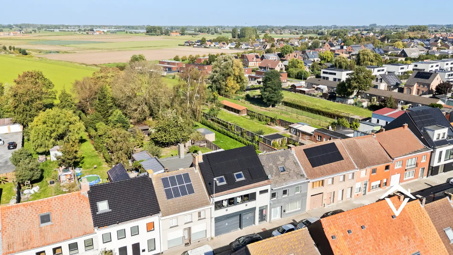 Zeer grote woning te koop in het centrum van Eernegem foto 32
