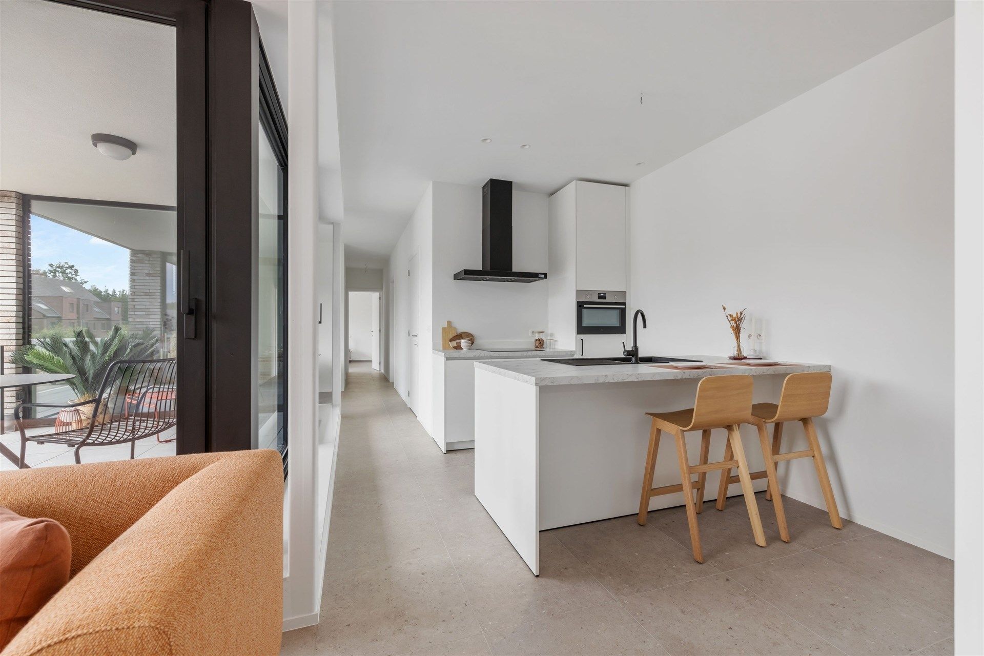 Lichtrijk nieuwbouwappartement met 2 slaapkamers en inpandig terras foto 3