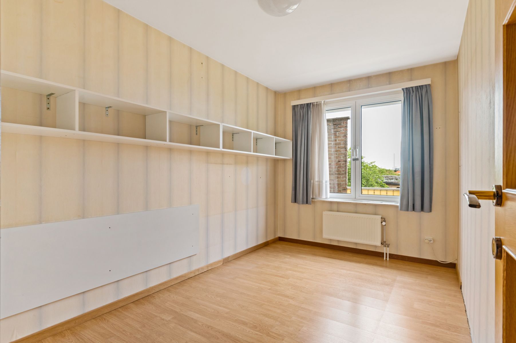 Prima onderhouden app met 2 kamers en terras foto 10