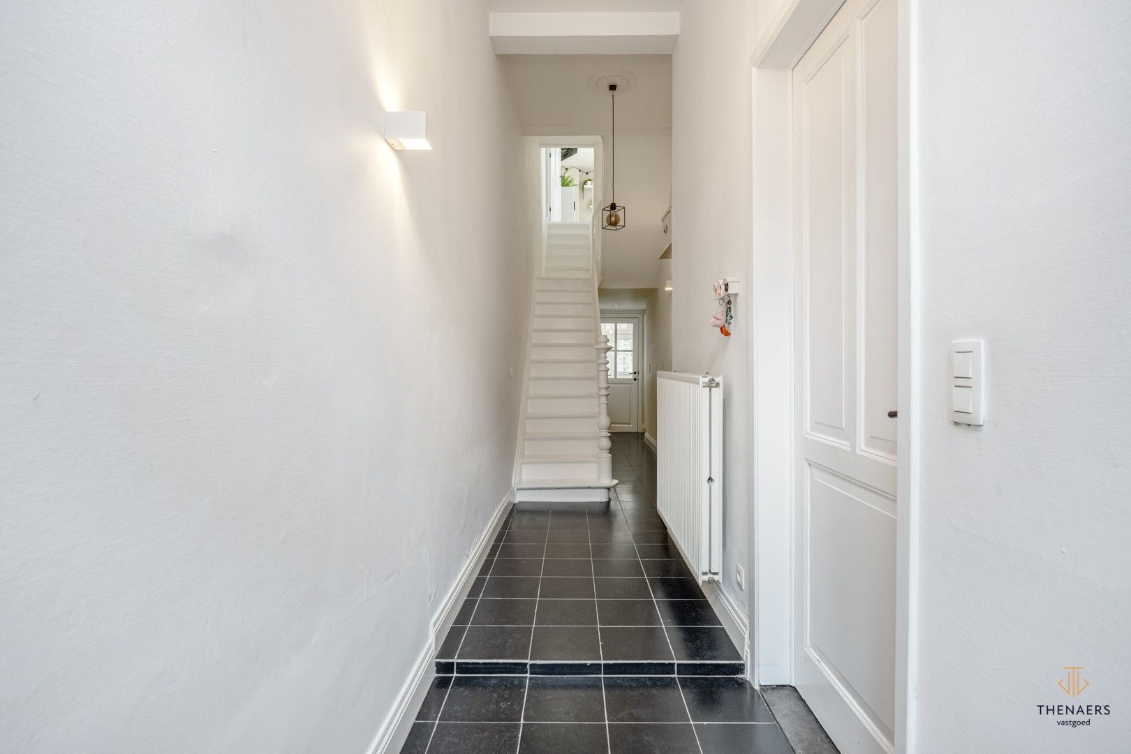 Prachtige stadswoning met vier slaapkamers in hartje Sint-Truiden. foto 17