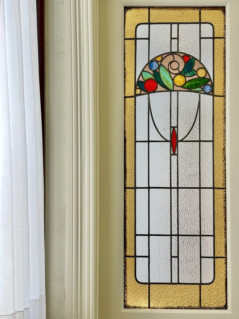 Ruime herenwoning op unieke locatie in Gentbrugge foto 8