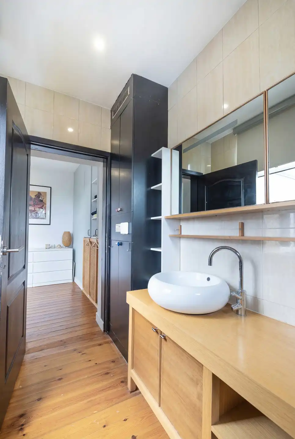 Lichtrijk gerenoveerd appartement met charme foto 11