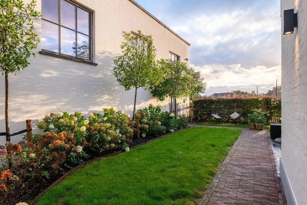 Gerenoveerd huis met loods te Oedelem / Sijsele foto 24