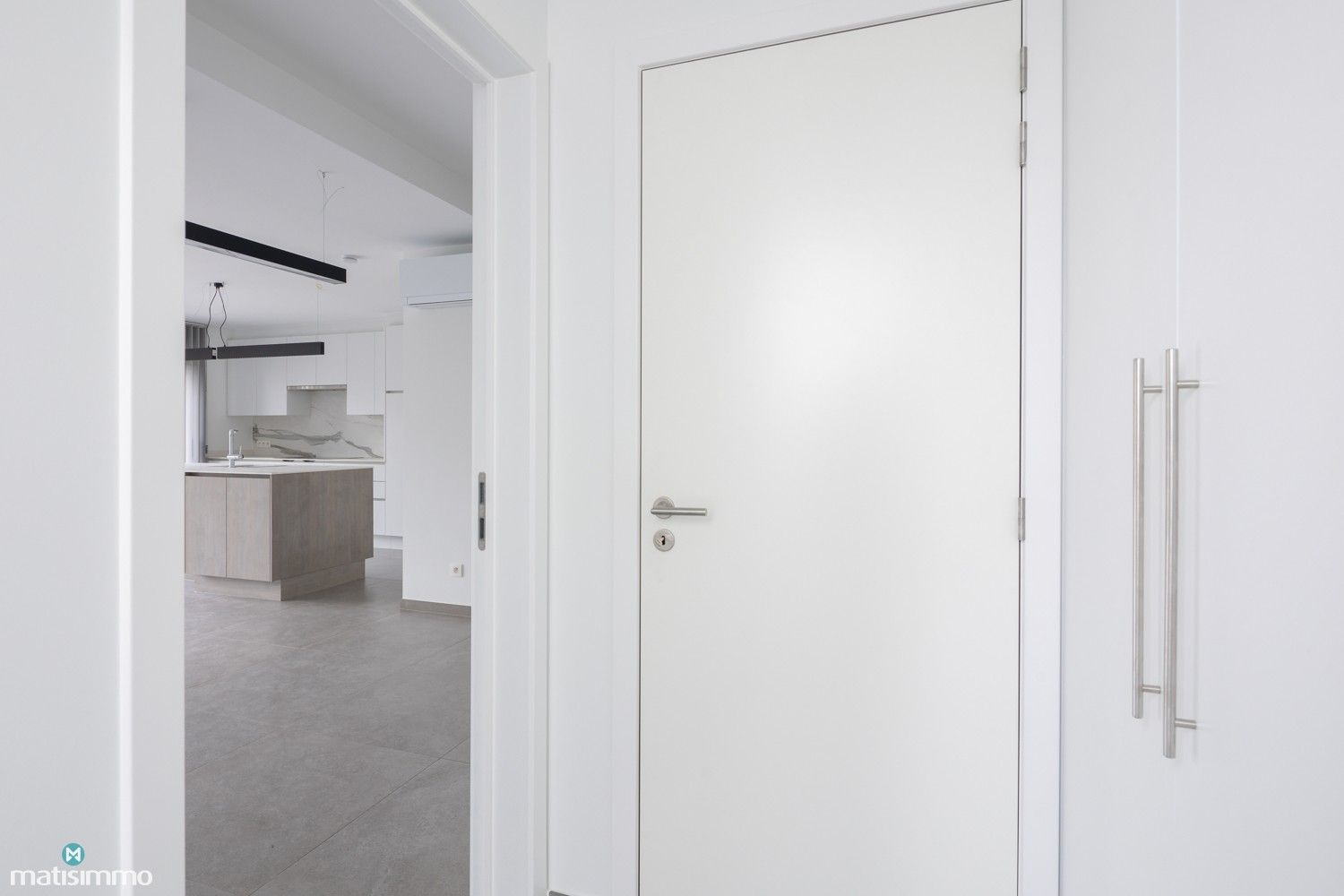 NIEUWBOUWAPPARTEMENT VOORZIEN VAN ALLE COMFORT MET TWEE SLAAPKAMERS TE MOPERTINGEN foto 4