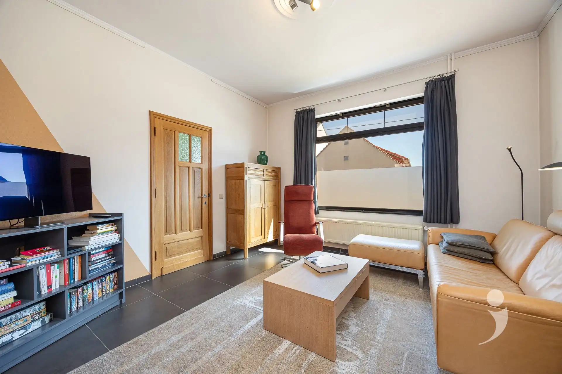 Goed gelegen eengezinswoning met 3 slaapkamers foto 5