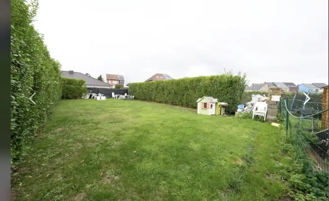 MOOI GELEGEN, TE MODERNISEREN WONING ! foto 7