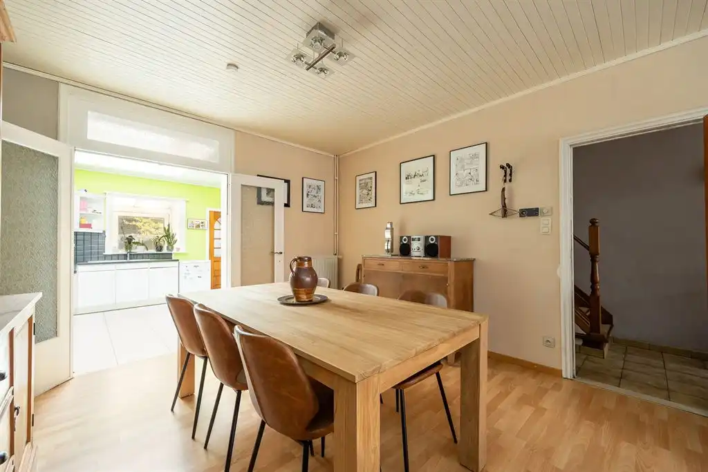 Instapklare woning met zonnige tuin in Deurne foto 4