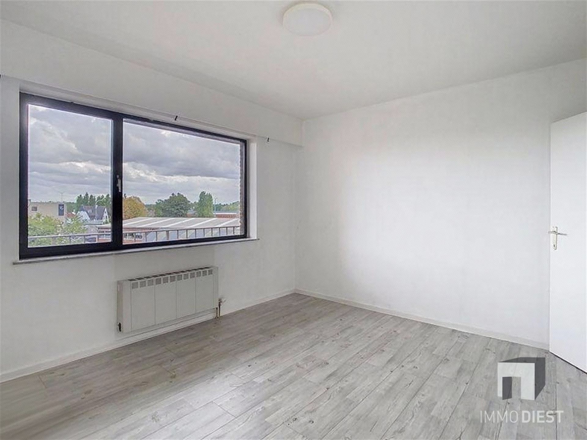 Comfortabel appartement met 2 slpks, 2 terrassen en parkeerplaats foto 9