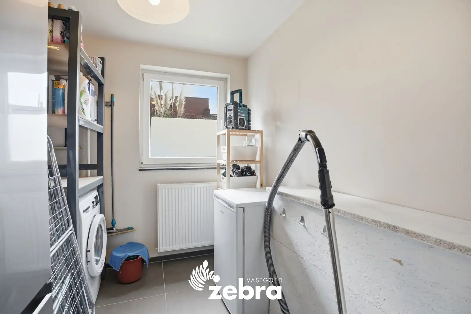 Instapklare woning met 4 slaapkamers nabij centrum Meulebeke! foto 10