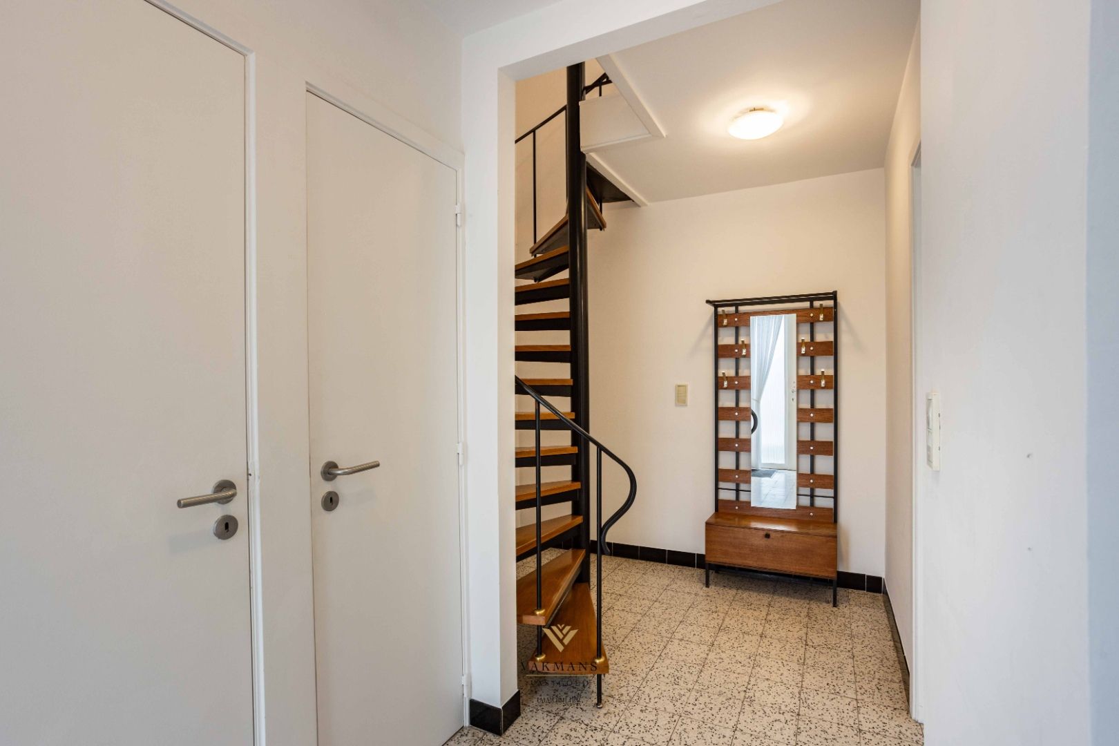 Instapklare woning met garage en 3 slaapkamers foto 4