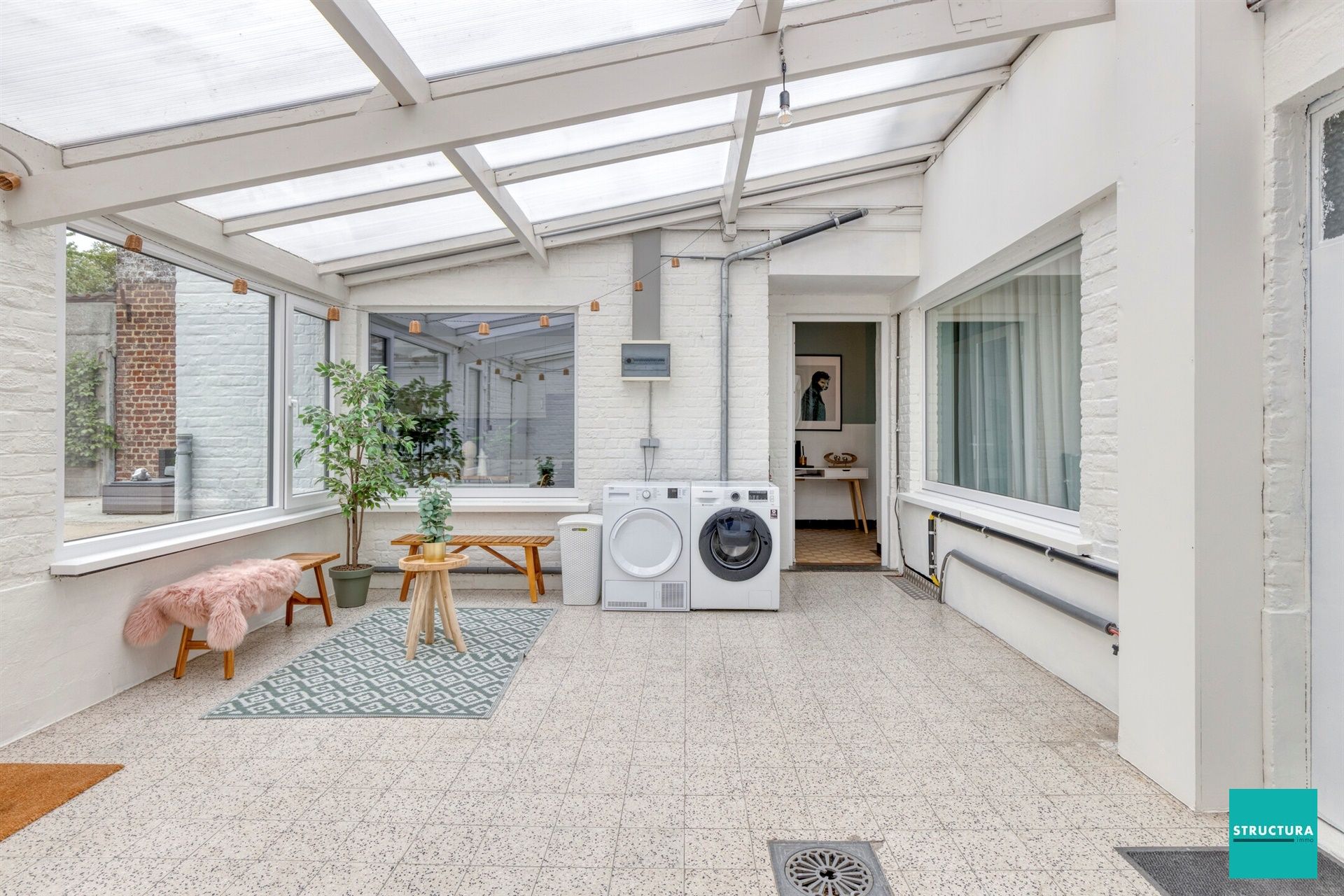 Ruime 4-SLK Woning in Denderhoutem, 235m² Woonopp. foto 10