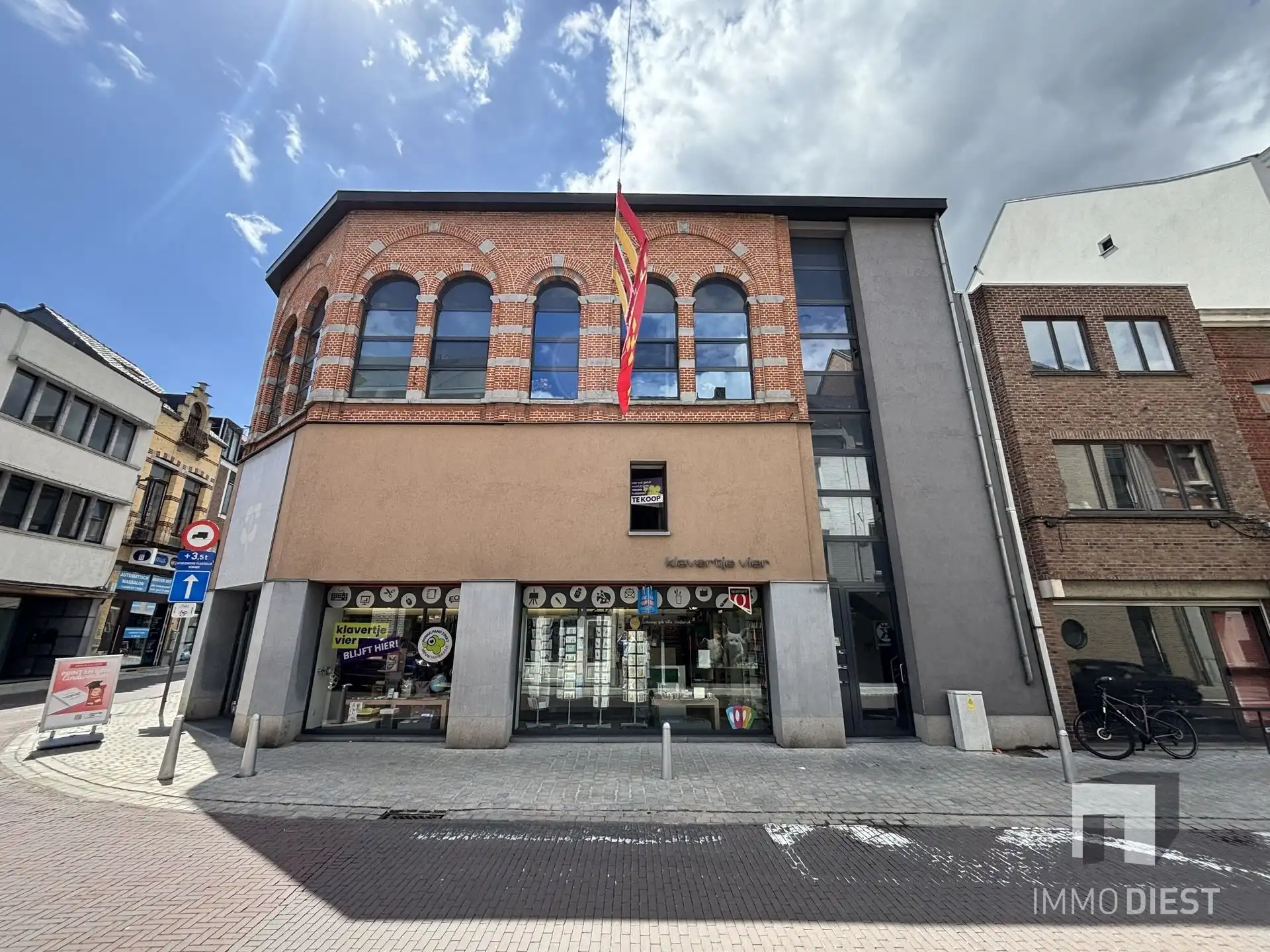 Handelspand (duplex met lift) foto 3