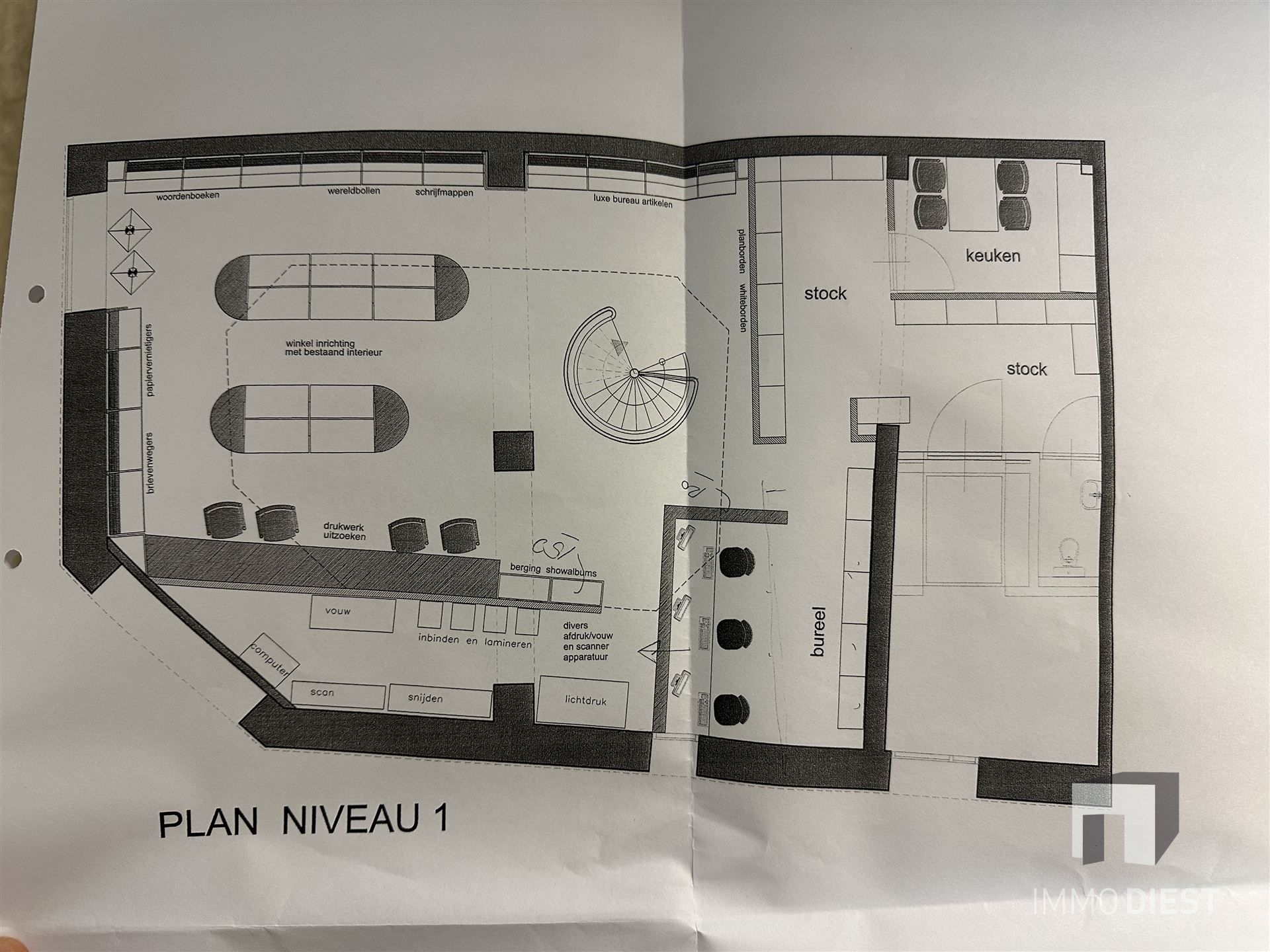 Handelspand (duplex met lift) foto 3