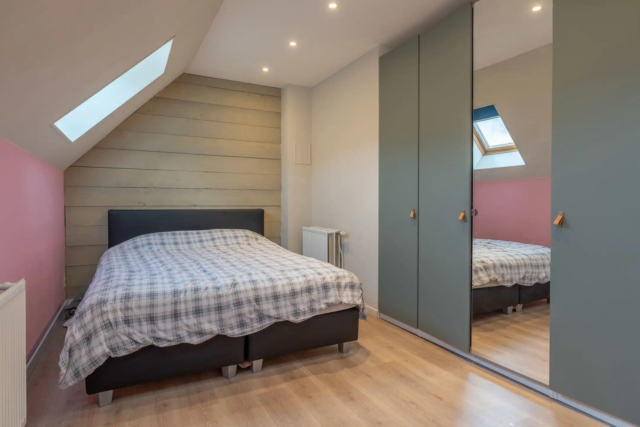 Gerenoveerde woning met 3slpk nabij centrum Turnhout foto 21