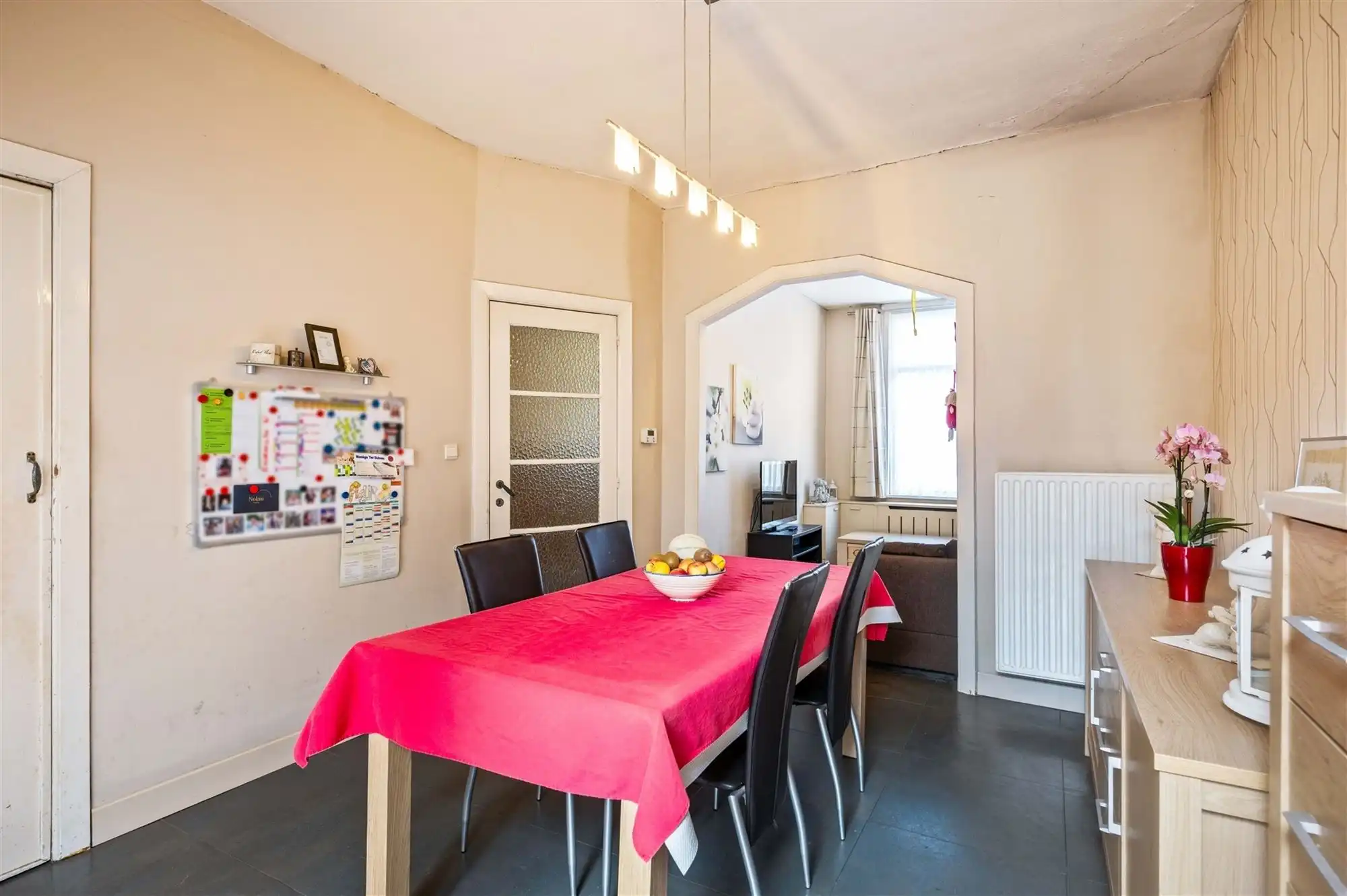 Deels gemoderniseerde woning te Duffel-West foto 3