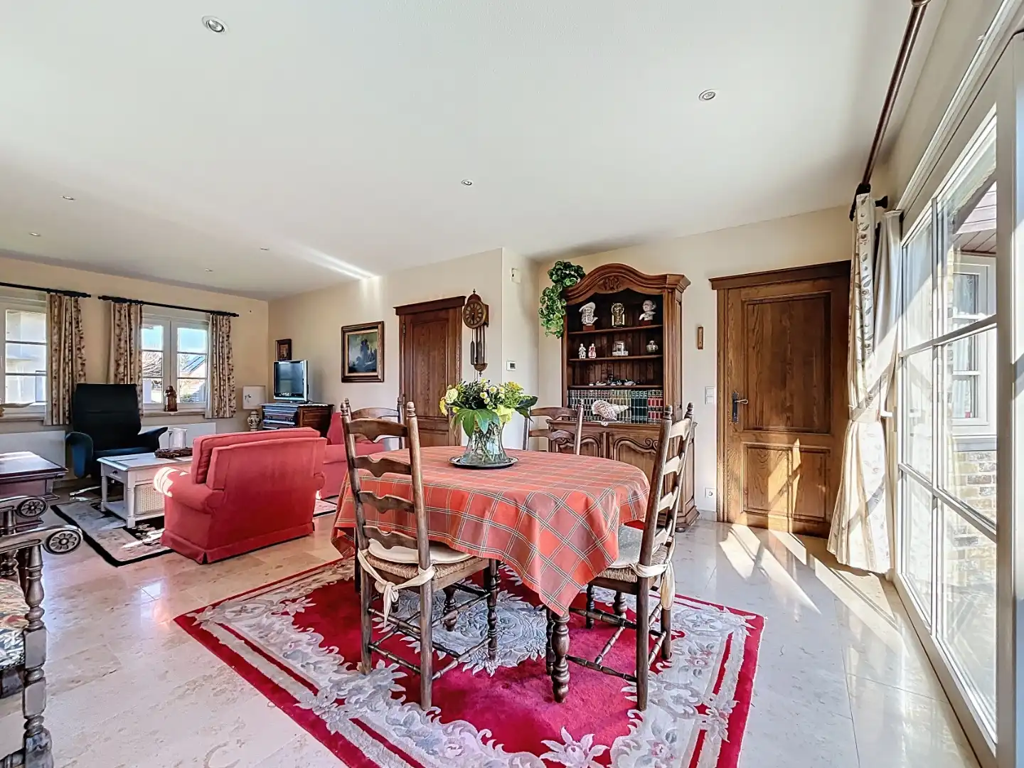 Instapklare villa op rustige topligging foto 3