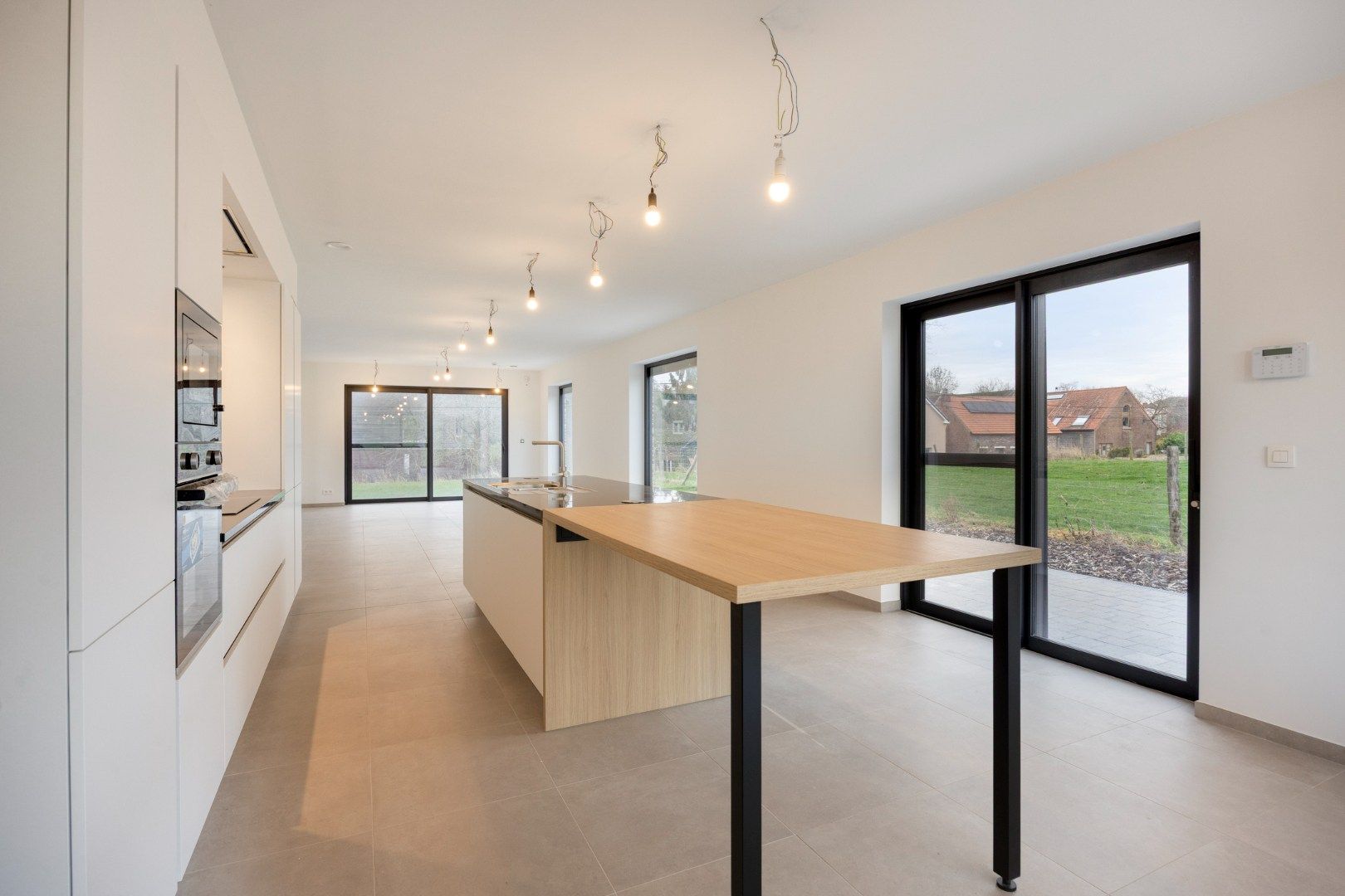 Nieuwbouwwoning met 5 slaapkamers, 2 badkamers, tuin en terras in Bierbeek! – EPC 10 kWh/m² - bewoonbare opp. 343 m² foto 11