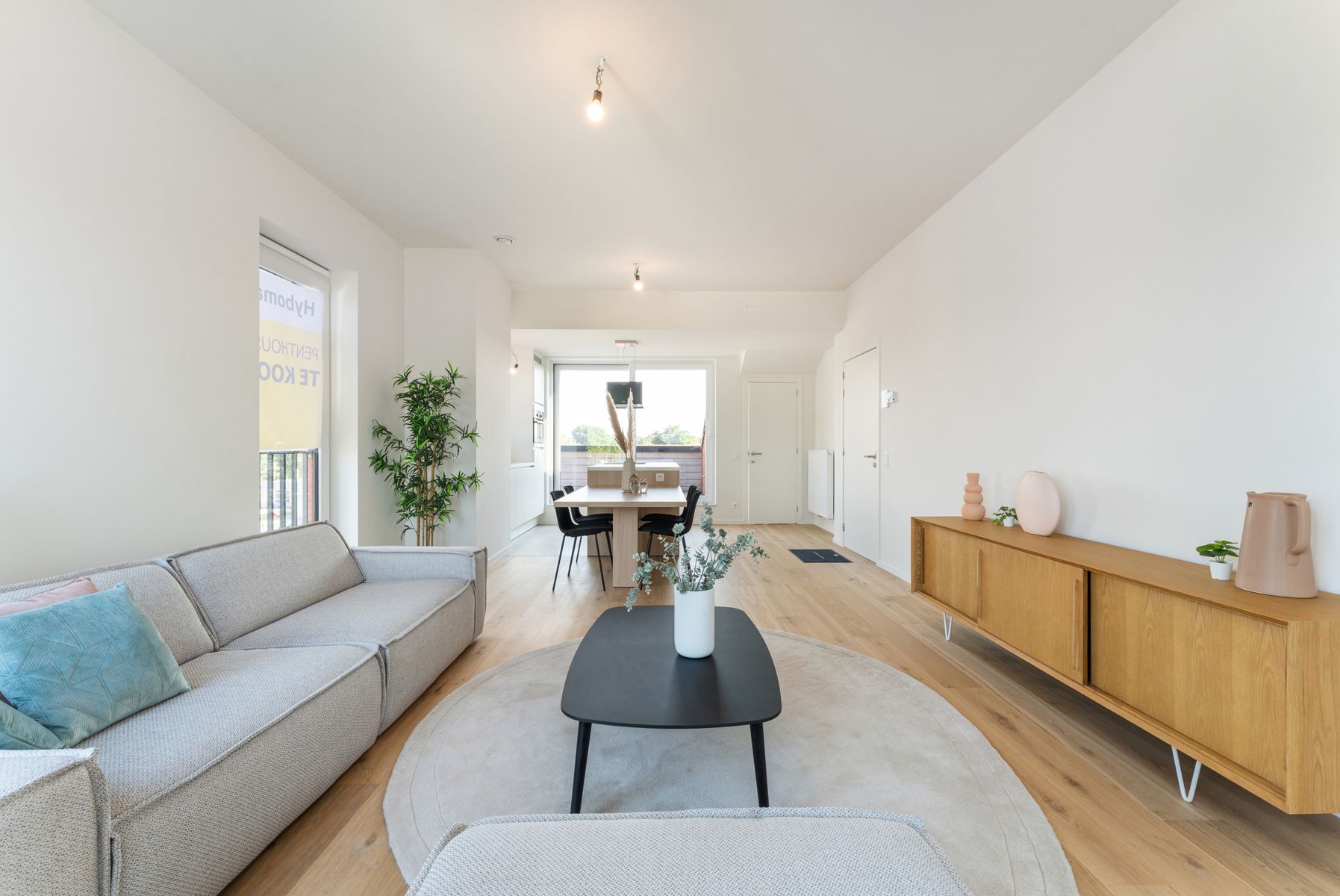 Instapklaar nieuwbouwappartement foto {{pictureIndex}}