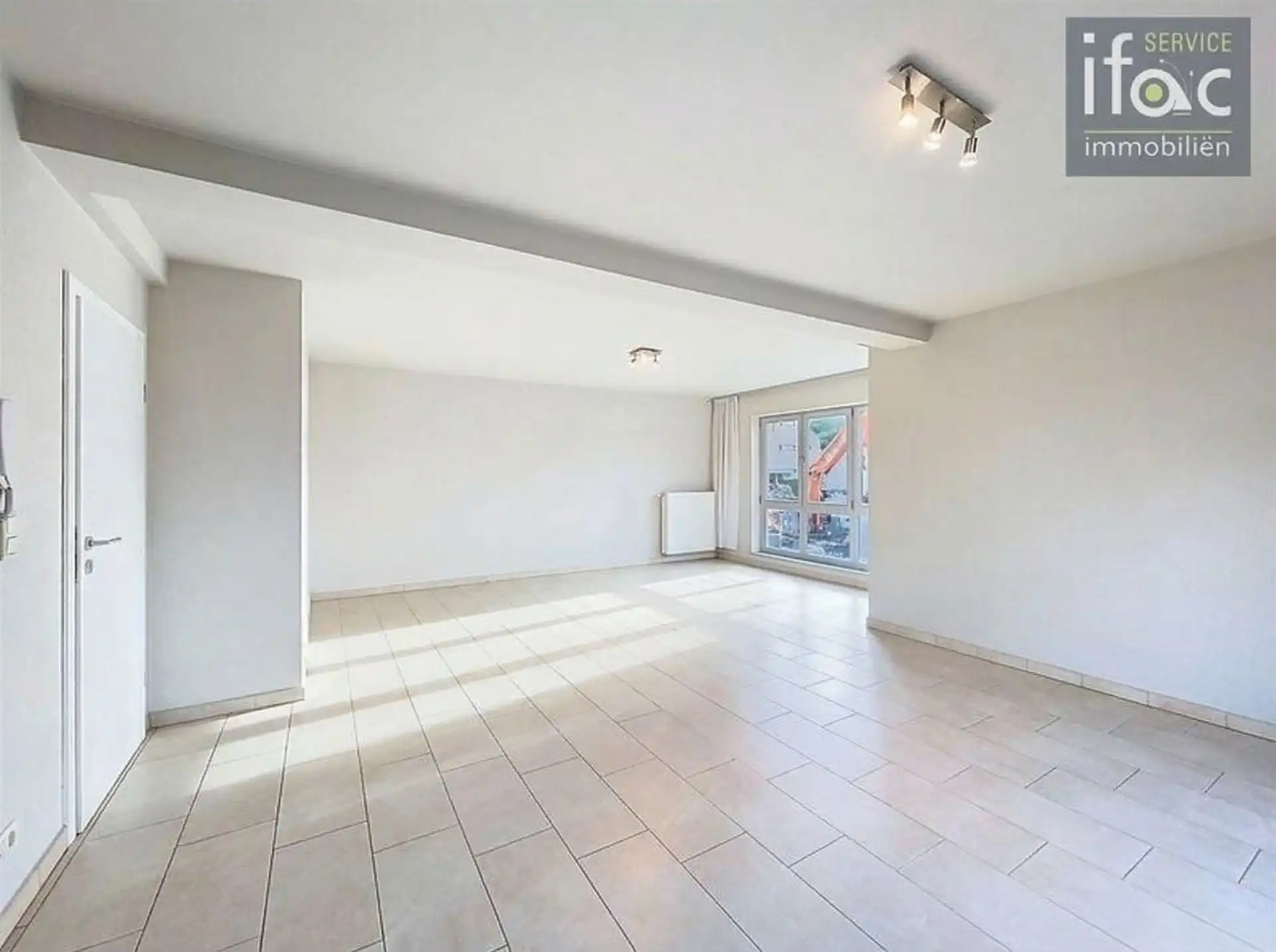 Appartement met 2 slaapkamers en ruime garage foto 4