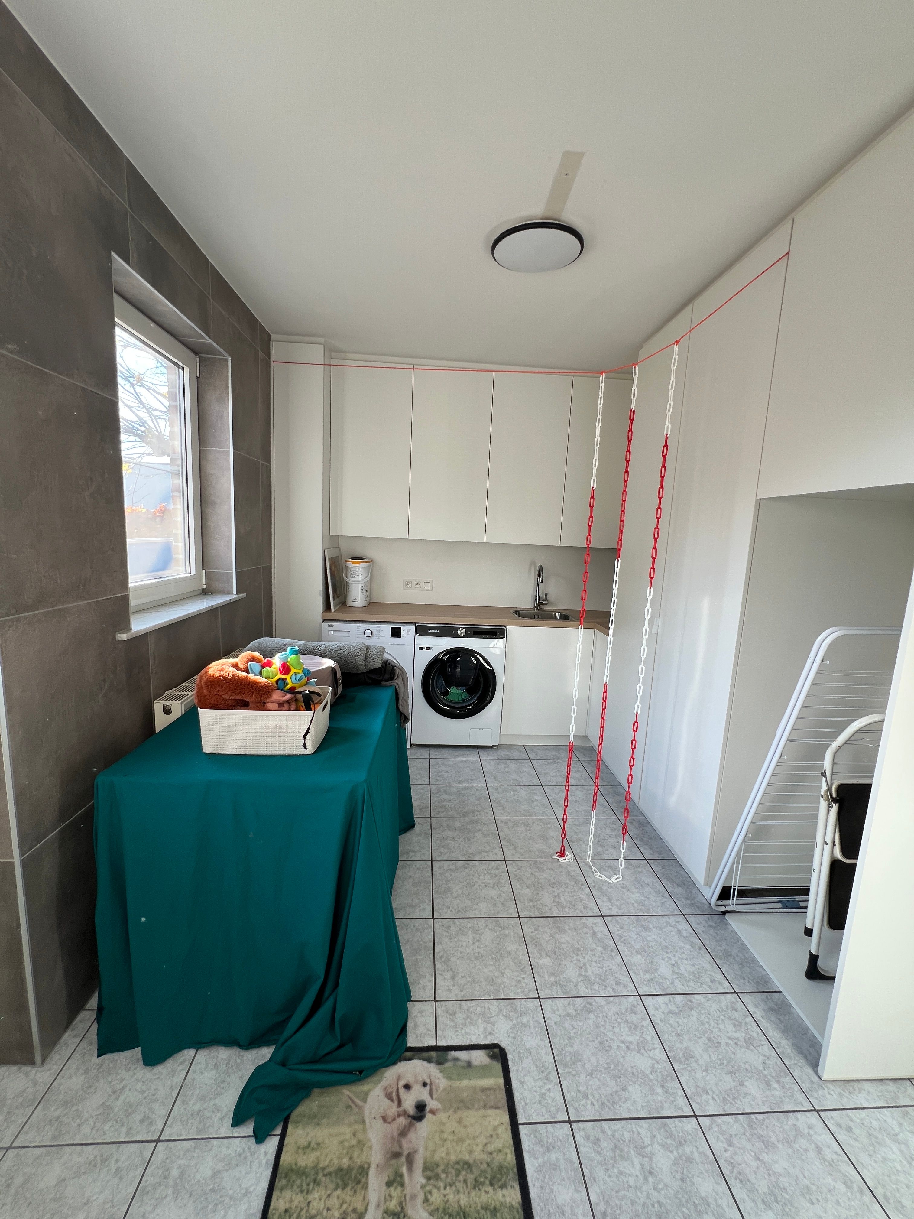 Instapklare, volledig gerenoveerde droomwoning met 3 slaapkamers, inpandige garage en prachtig aangelegde tuin foto 8