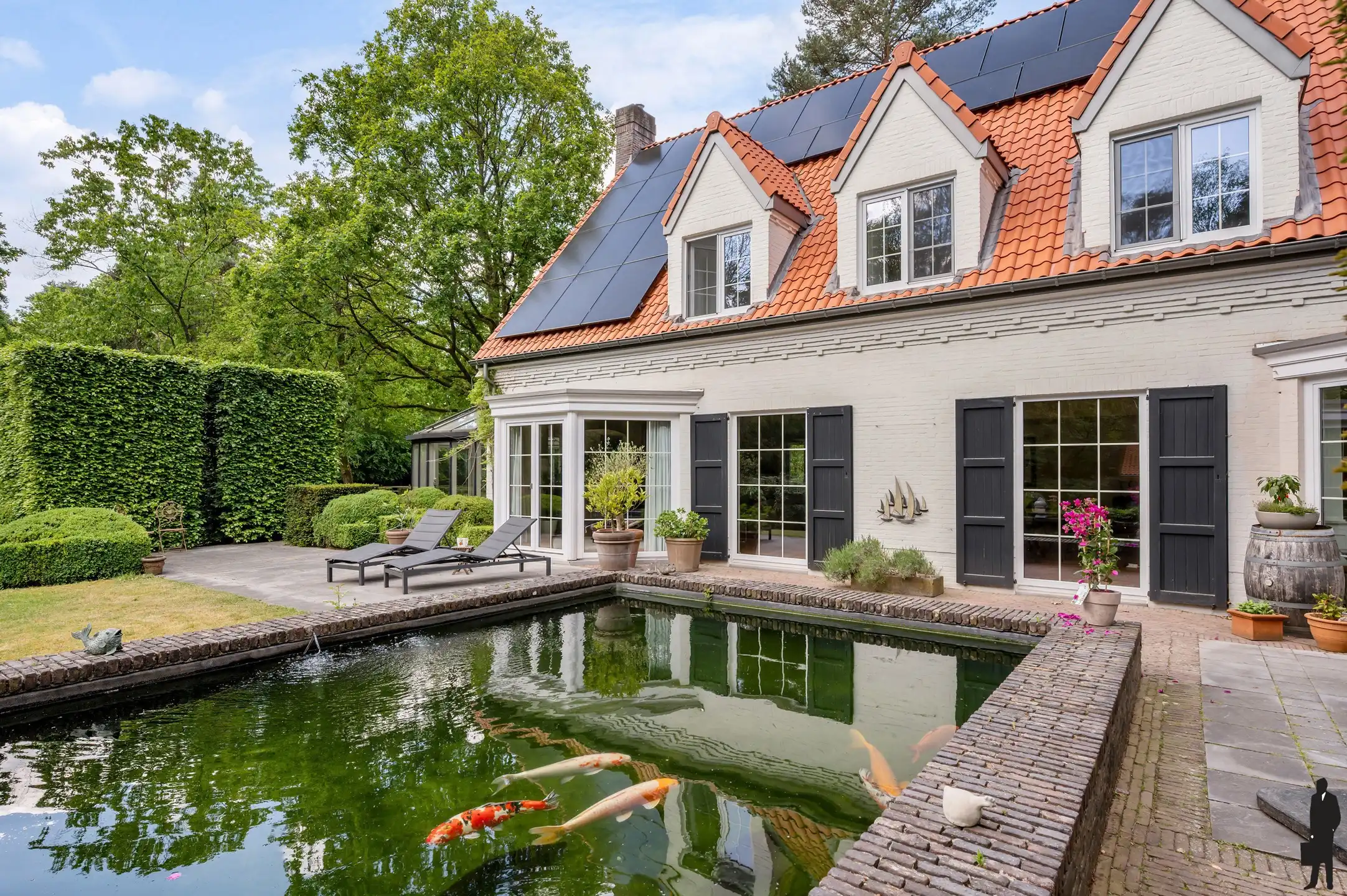 Topgelegen villa met zwembad en paddock!  foto 32