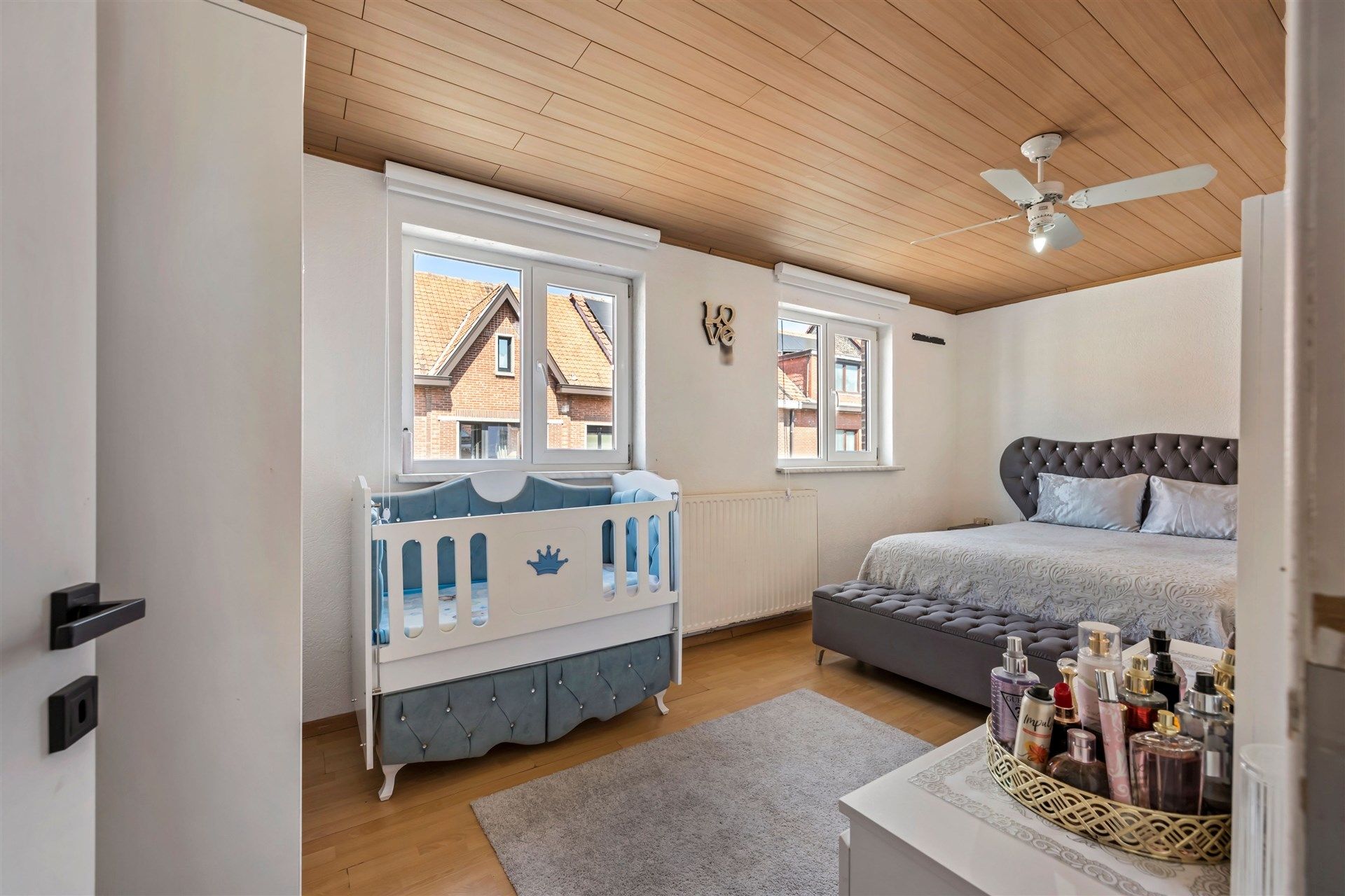 Instapklare gezinswoning met 4 slaapkamer nabij het centrum  foto 11