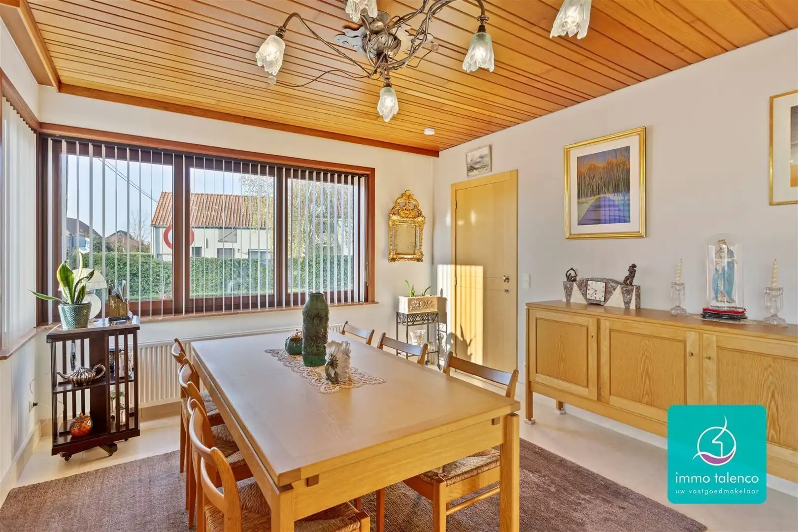 Alleenstaande VILLA - 4 SLPKS - 4 are 10 ca - Tuin - Garage  foto 9