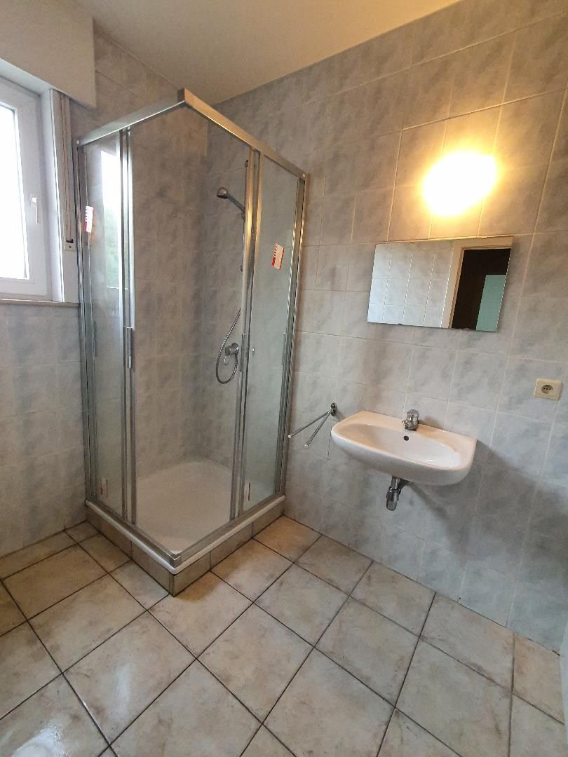 Alleenstaande woning op groot perceel te Moerkerke foto 6