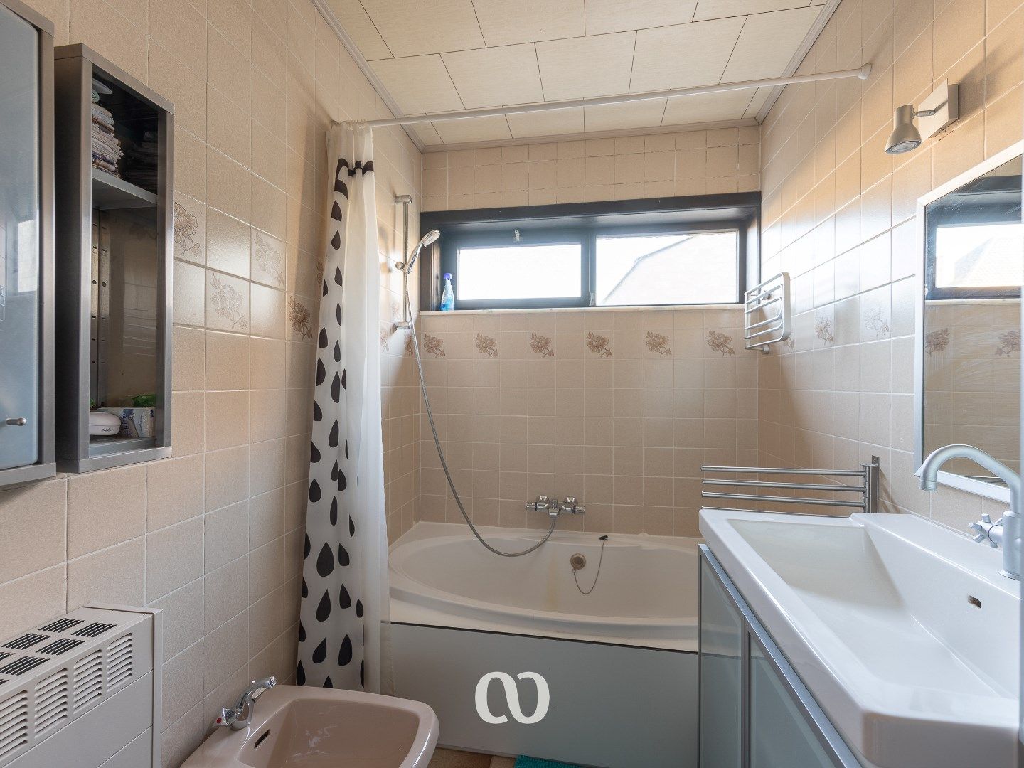 Rustig gelegen woning in het centrum van Ouwegem foto 11