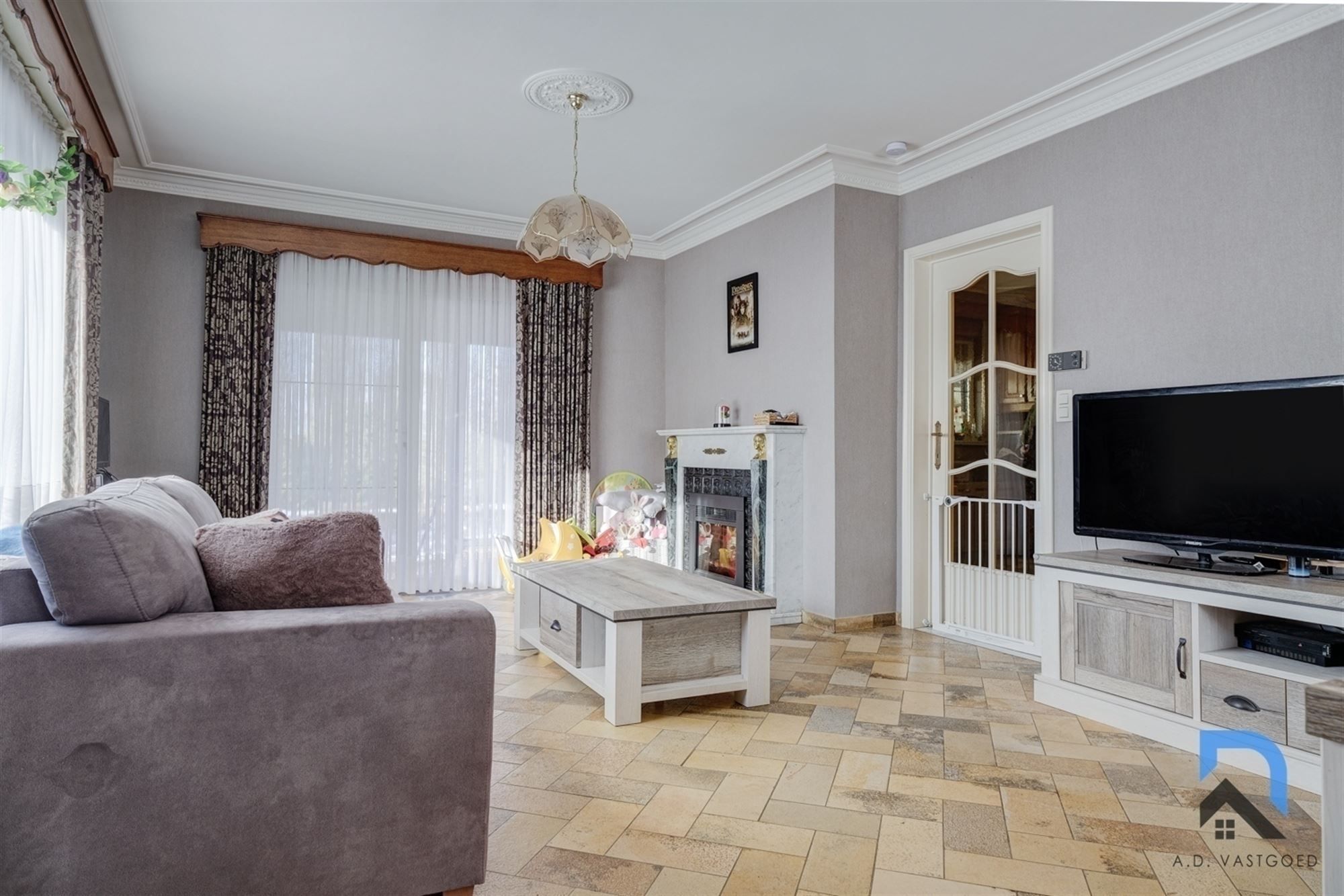Vrijstaande woning op toplocatie met mooie tuin foto 8